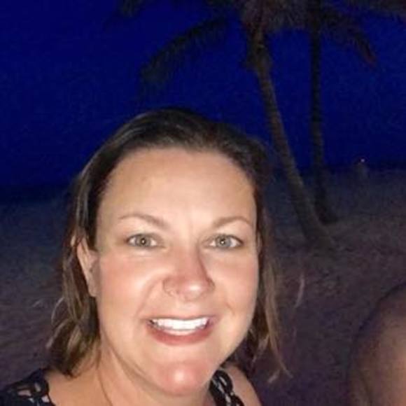 Meet your Posher, Julie - Picture 1 of 1